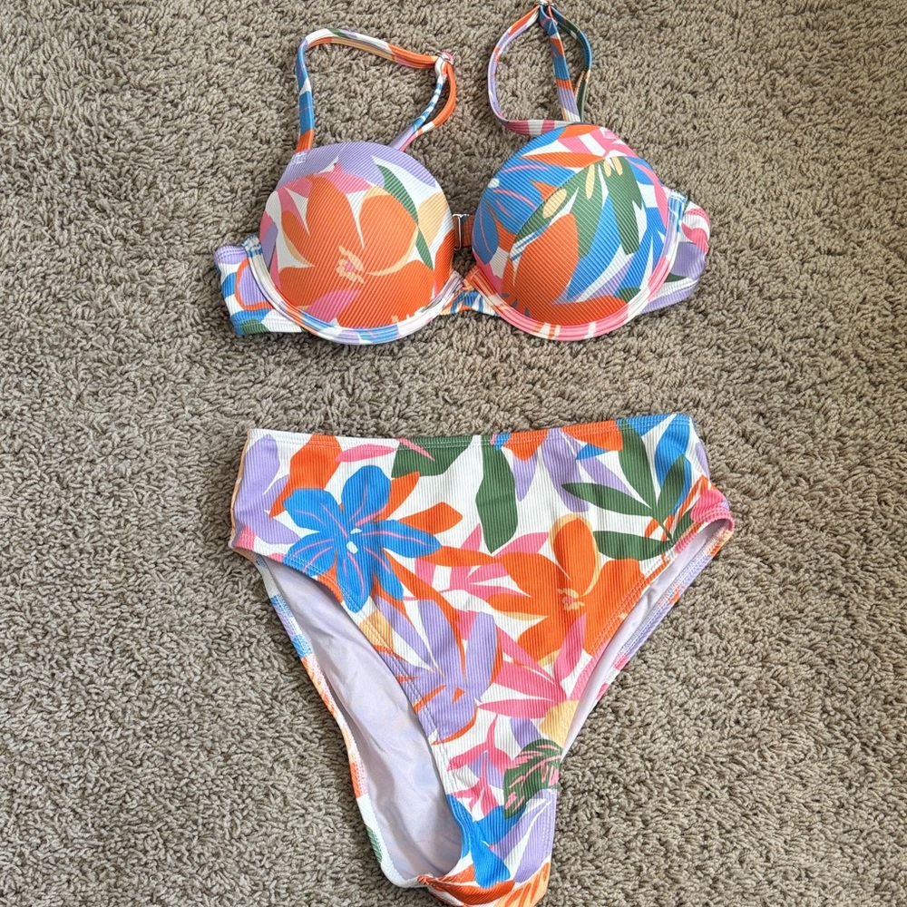 Cupshe Floral Bikini Set in Orange, Blue, Purple, Green